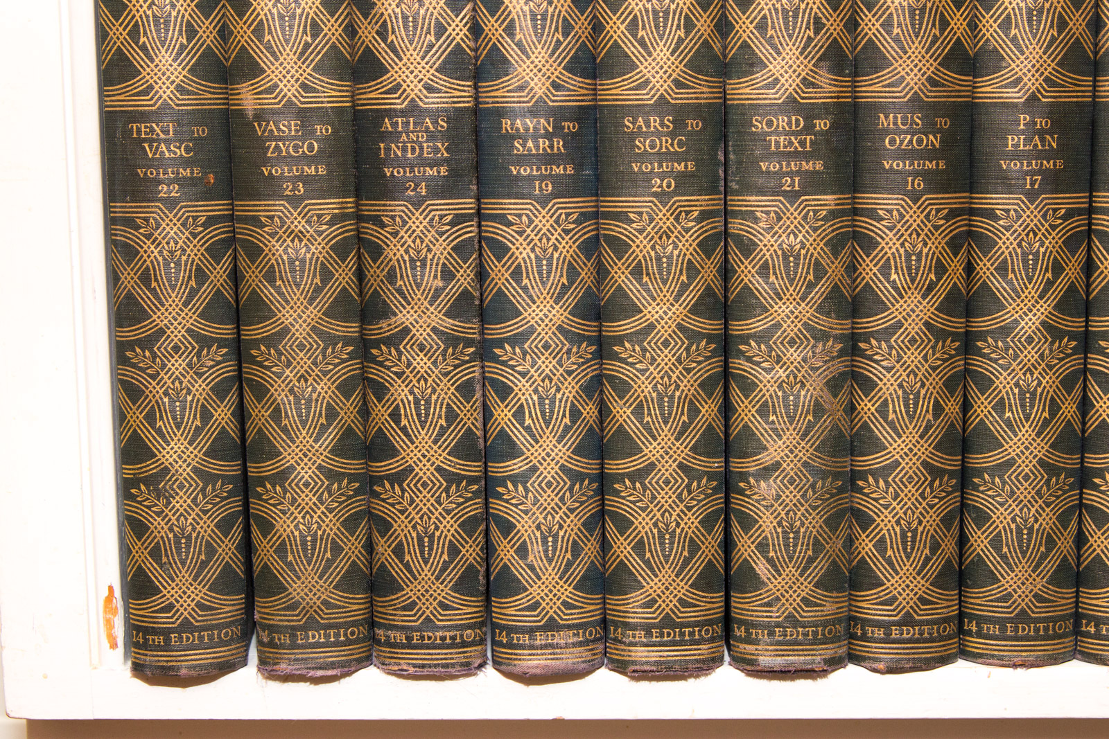 Complete 1929 "Encyclopedia Britannica" 14th Edition Set