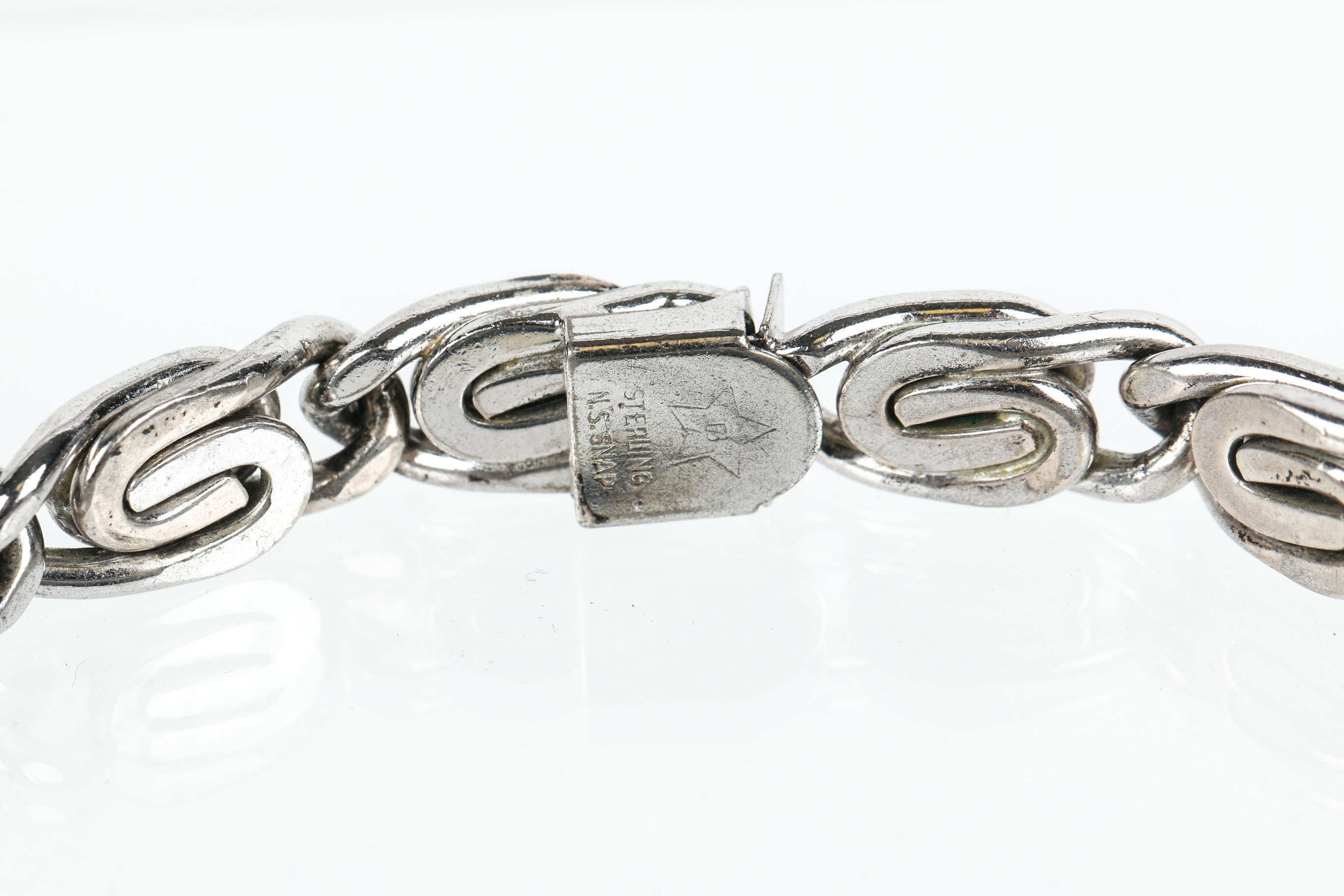 Sterling Silver N.S. Snap Bracelet