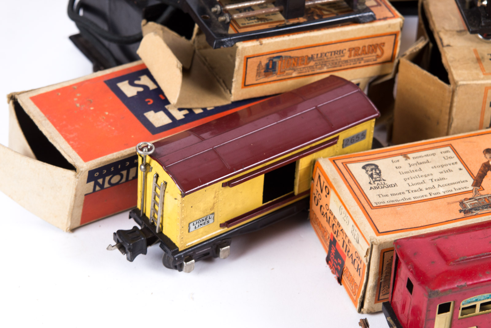 Pre and Post War Lionel Train Set with Original Boxes