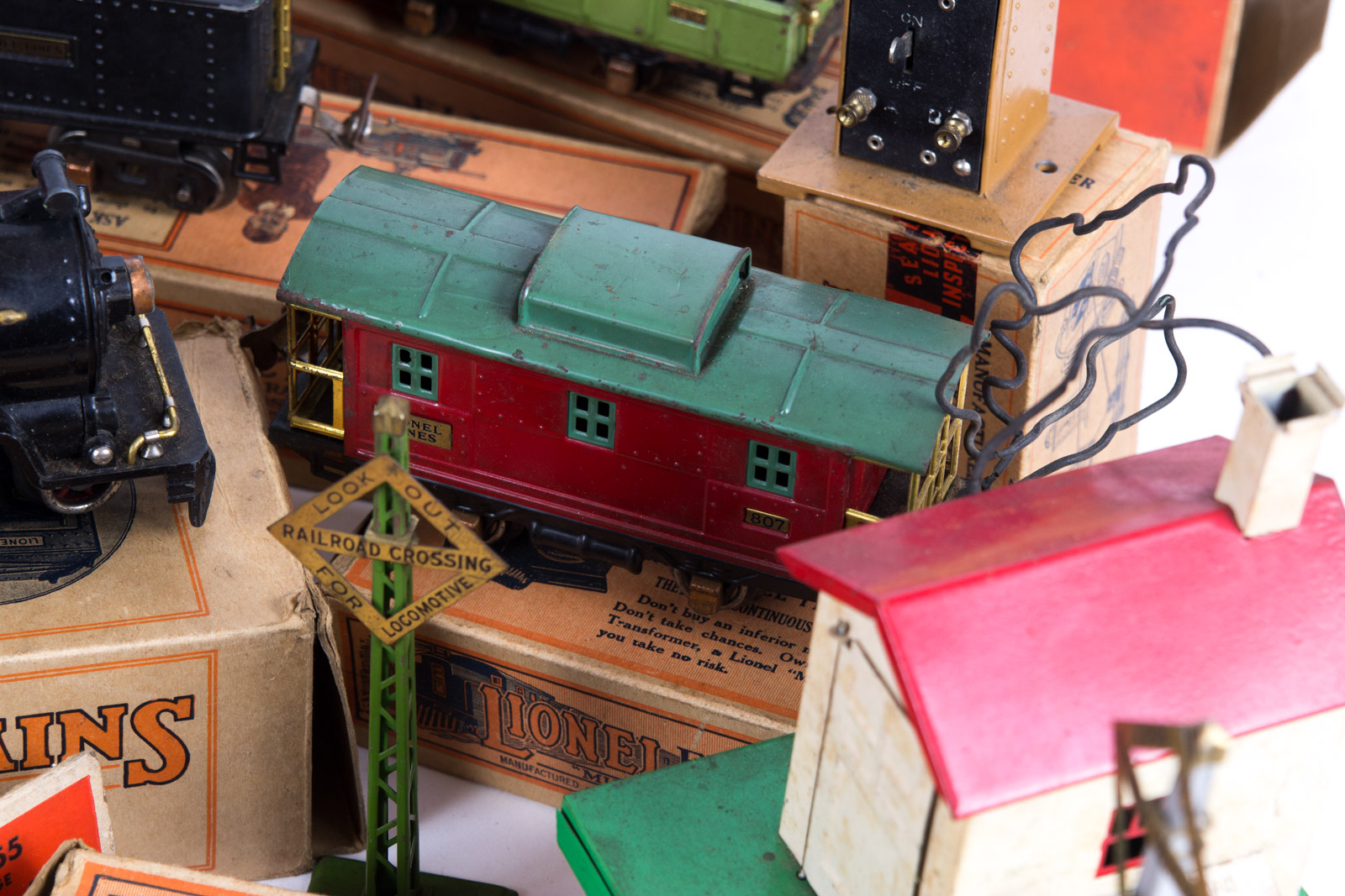 Pre and Post War Lionel Train Set with Original Boxes