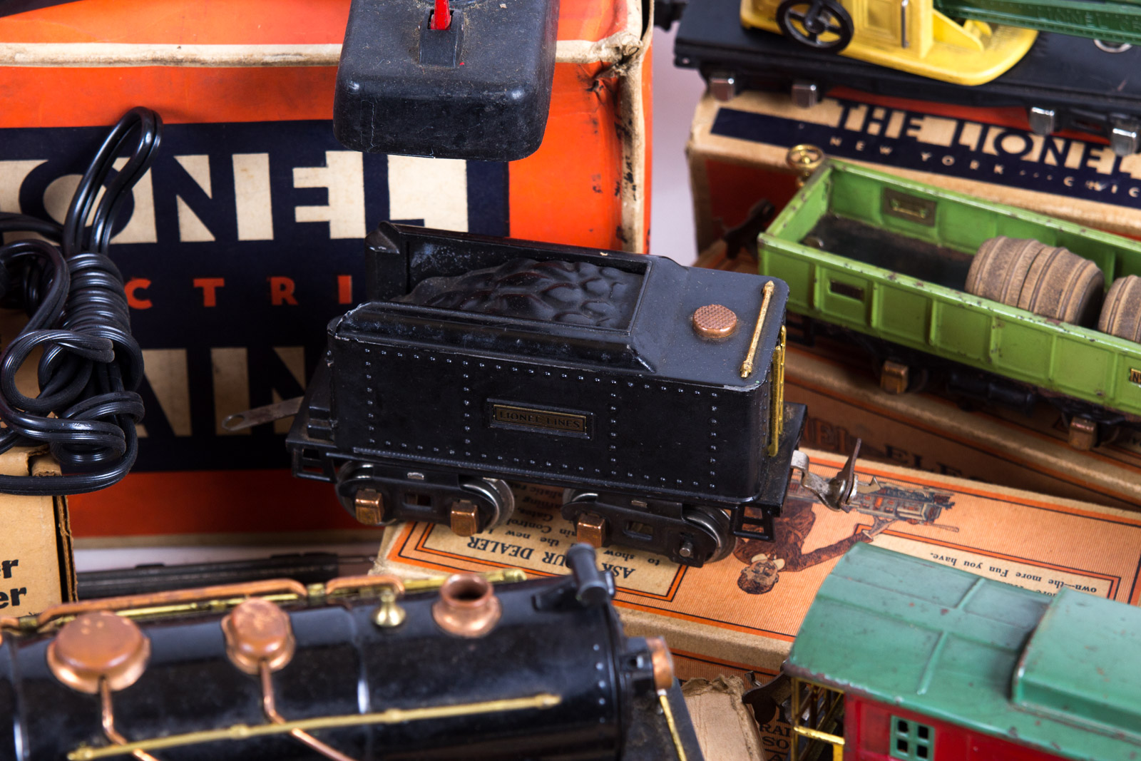 Pre and Post War Lionel Train Set with Original Boxes