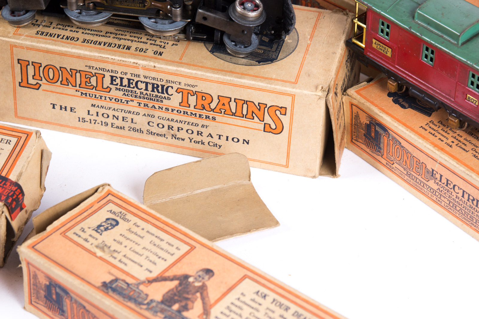 Pre and Post War Lionel Train Set with Original Boxes