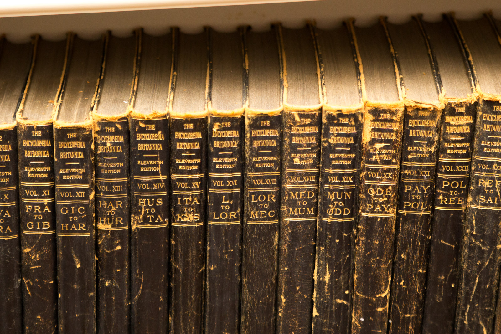 Complete 1910 "Encyclopedia Britannica" 11th Edition Set