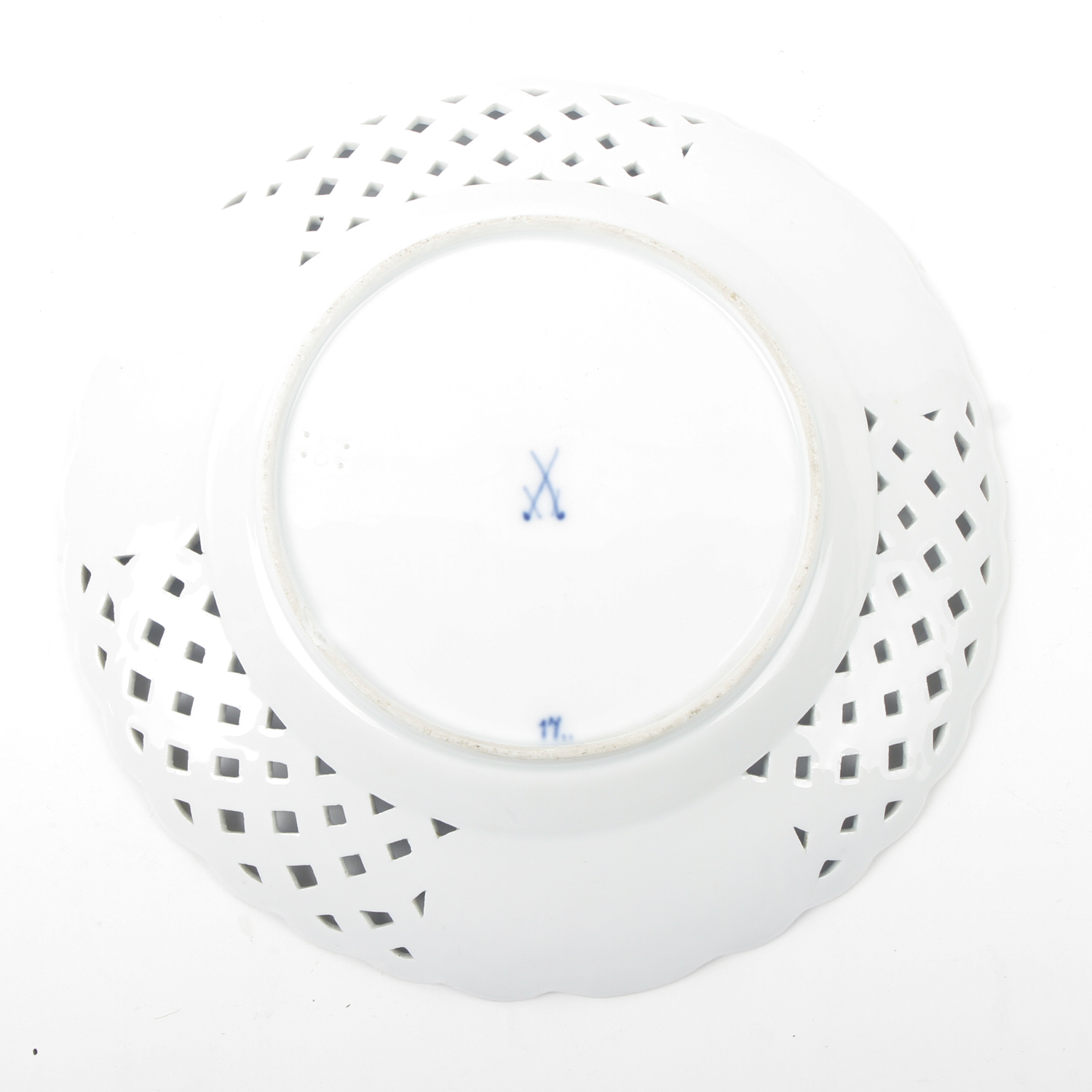 Meissen Blue Onion Handpainted Reticulated Plate