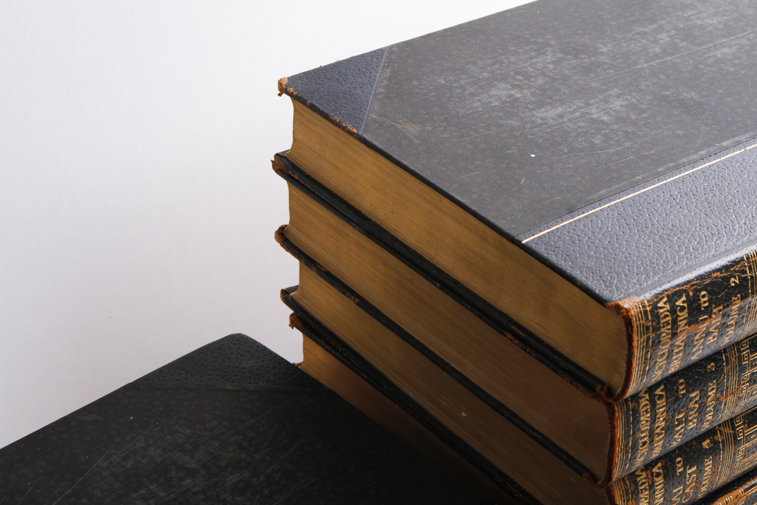 Volumes From "The Encyclopedia Britannica" Fourteenth Edition