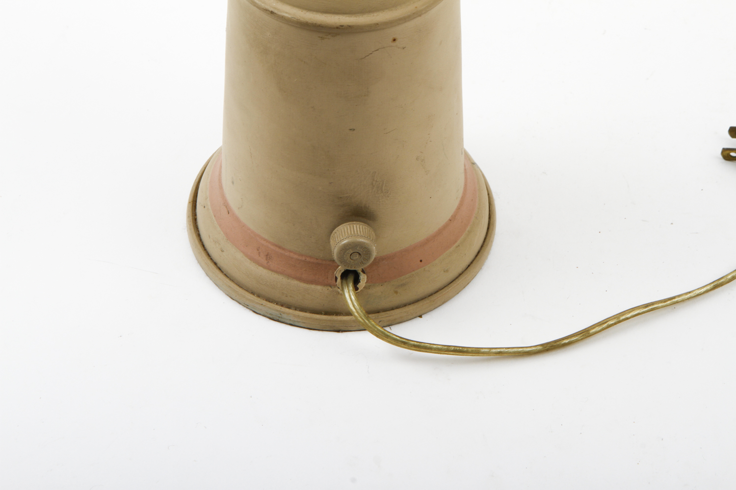 Hand Painted Hollywood Regency Tole Table Lamp