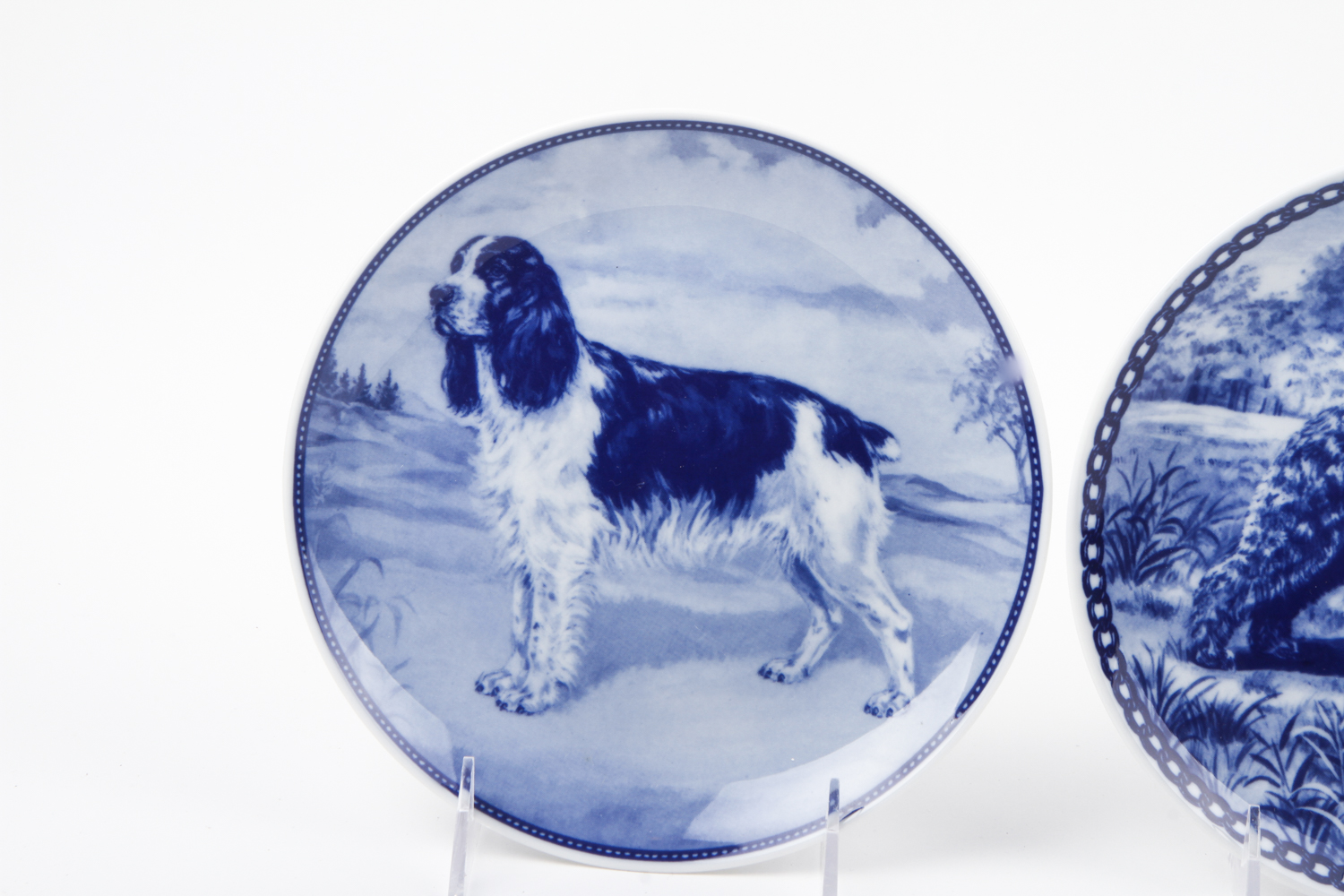 Ravn Porslin and Hundeplatte Decorative Porcelain Plates