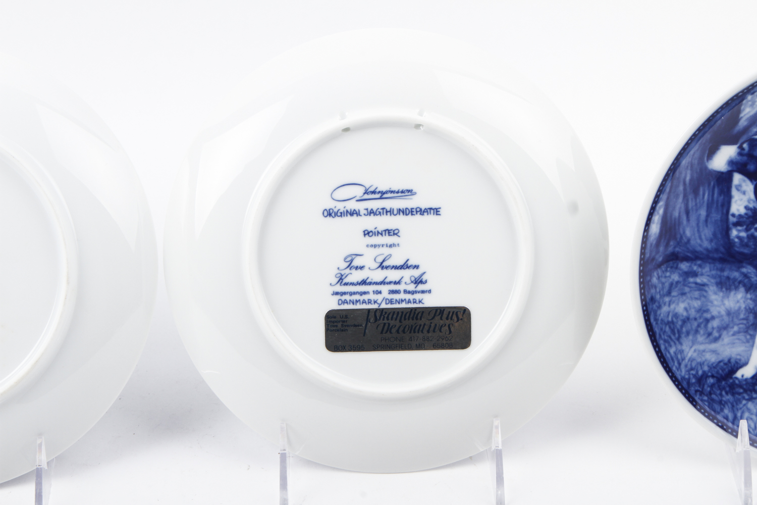 Ravn Porslin and Hundeplatte Decorative Porcelain Plates