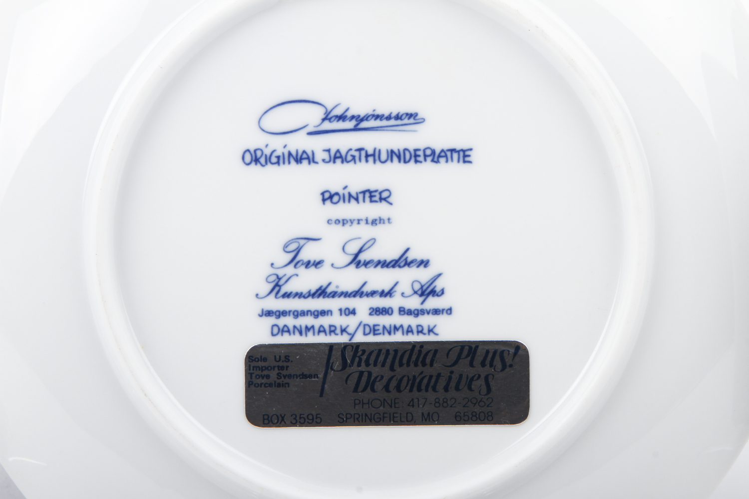 Ravn Porslin and Hundeplatte Decorative Porcelain Plates