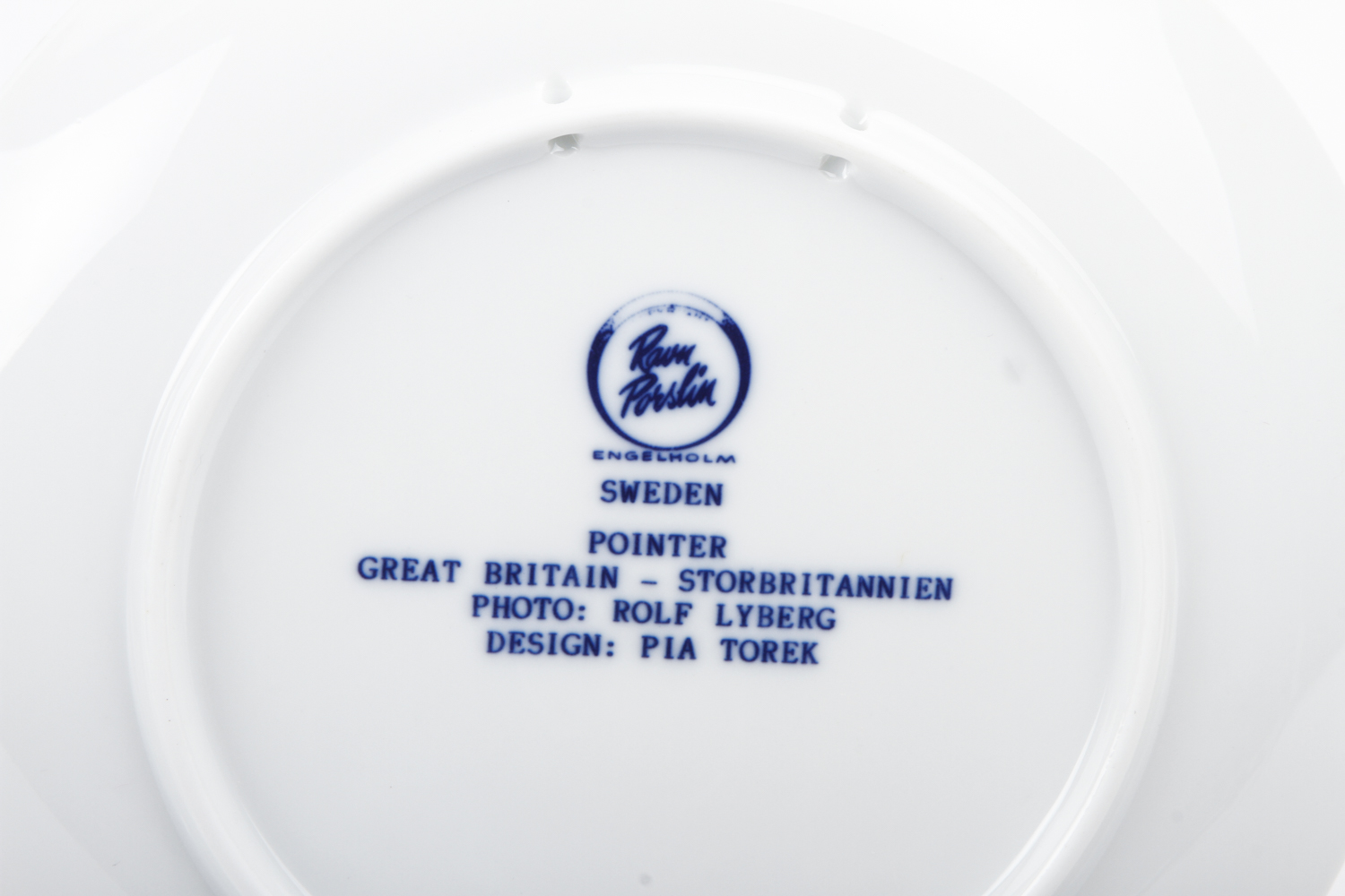 Ravn Porslin and Hundeplatte Decorative Porcelain Plates