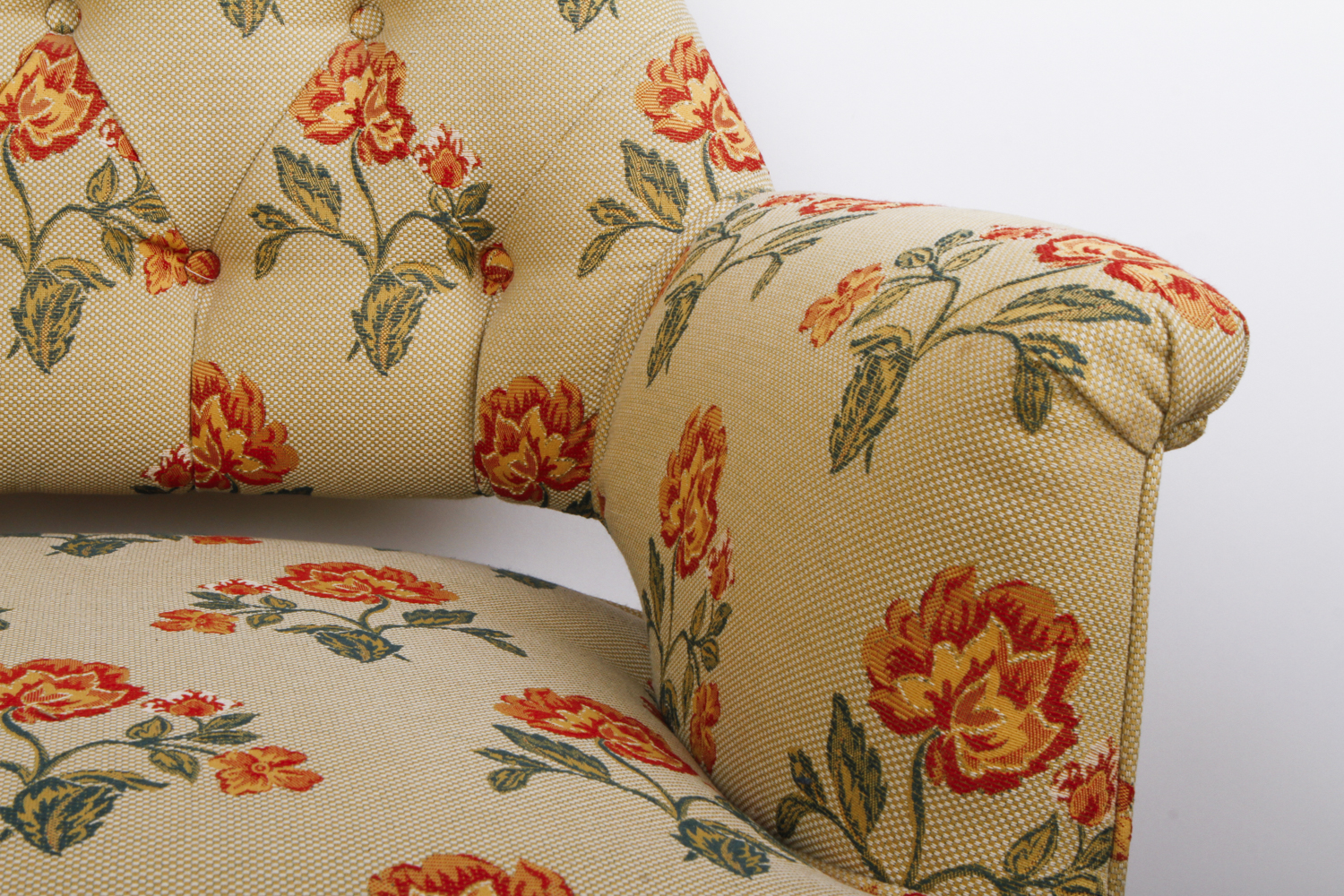 Tufted Armchair with Casters