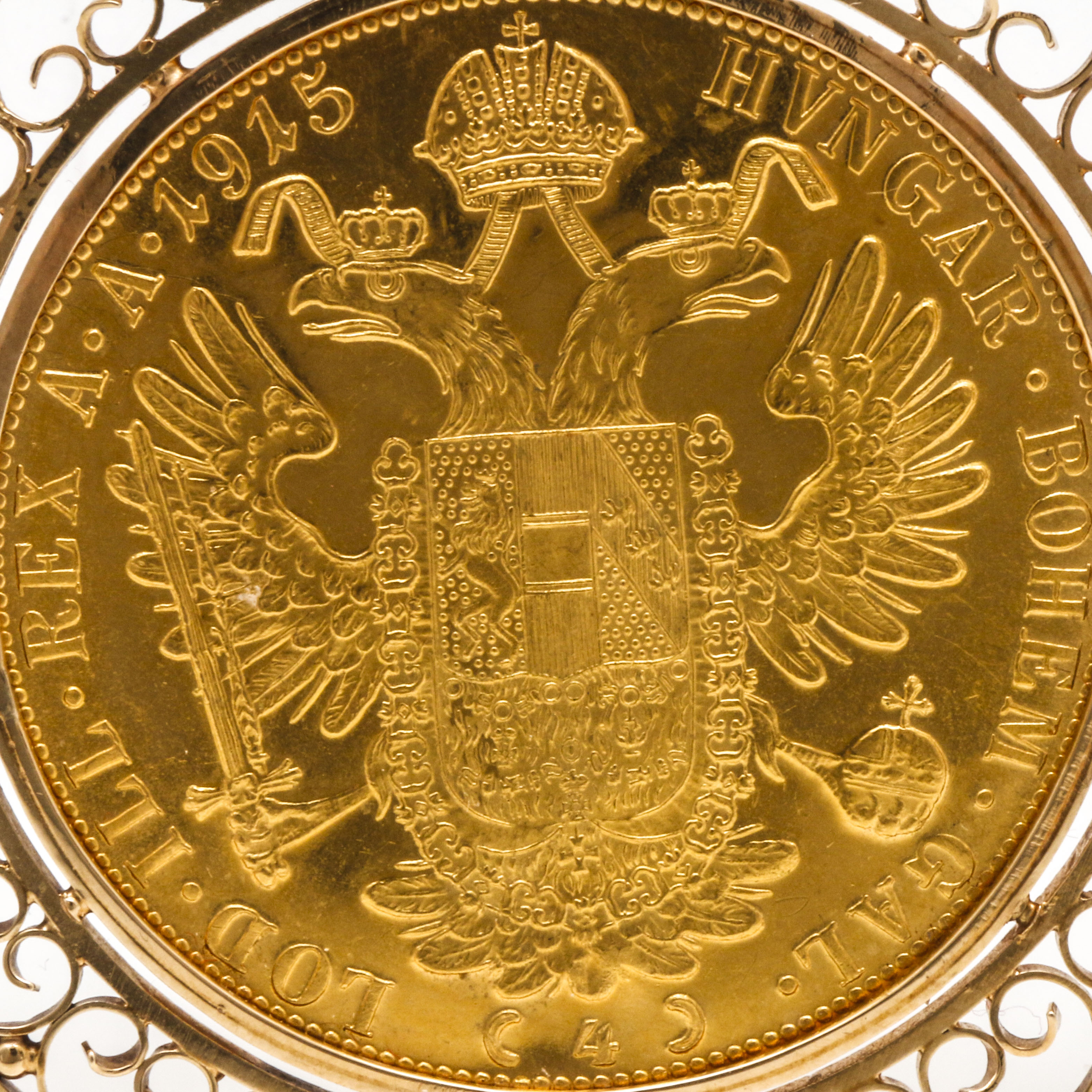 14K Yellow Gold Sovereign Pendant