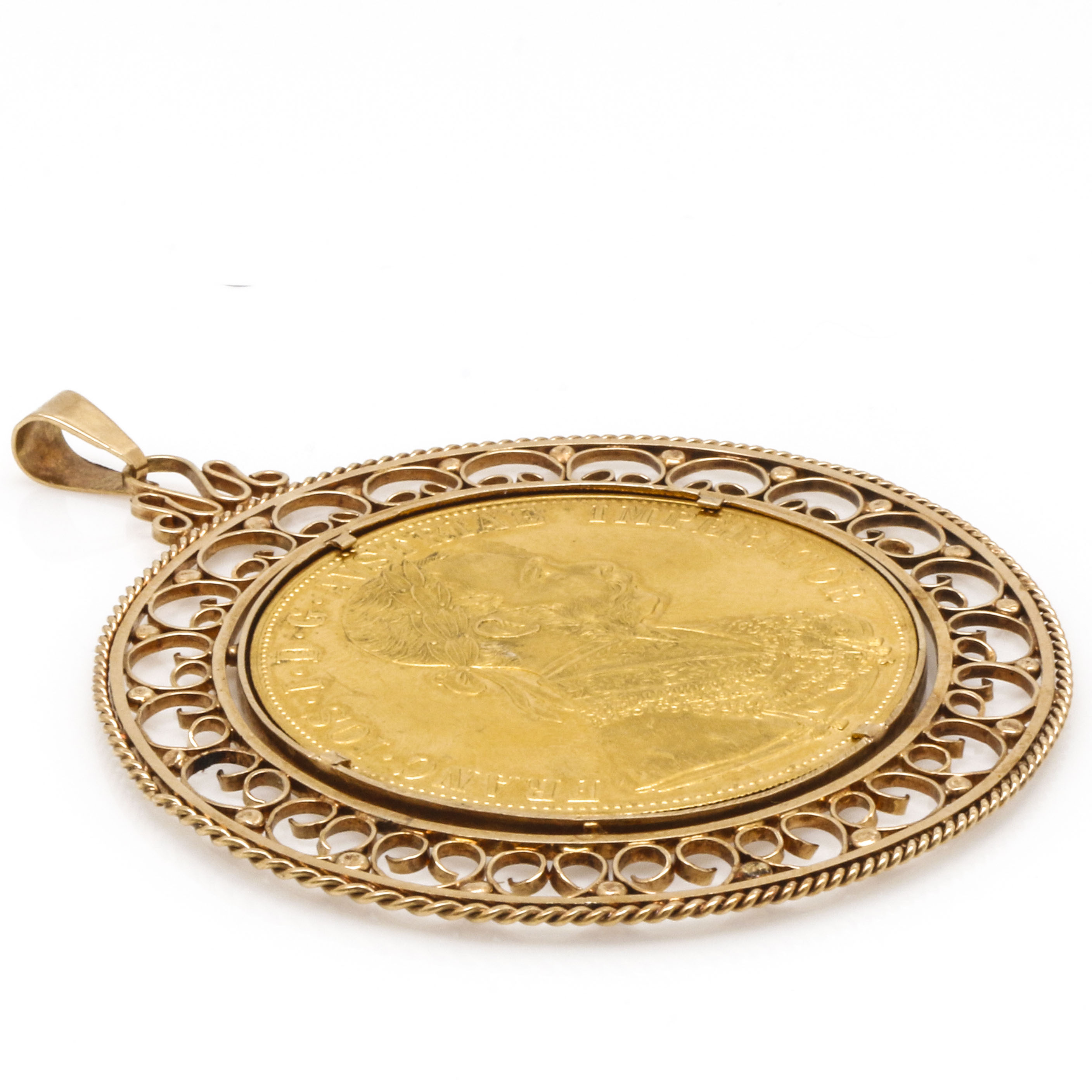 14K Yellow Gold Sovereign Pendant