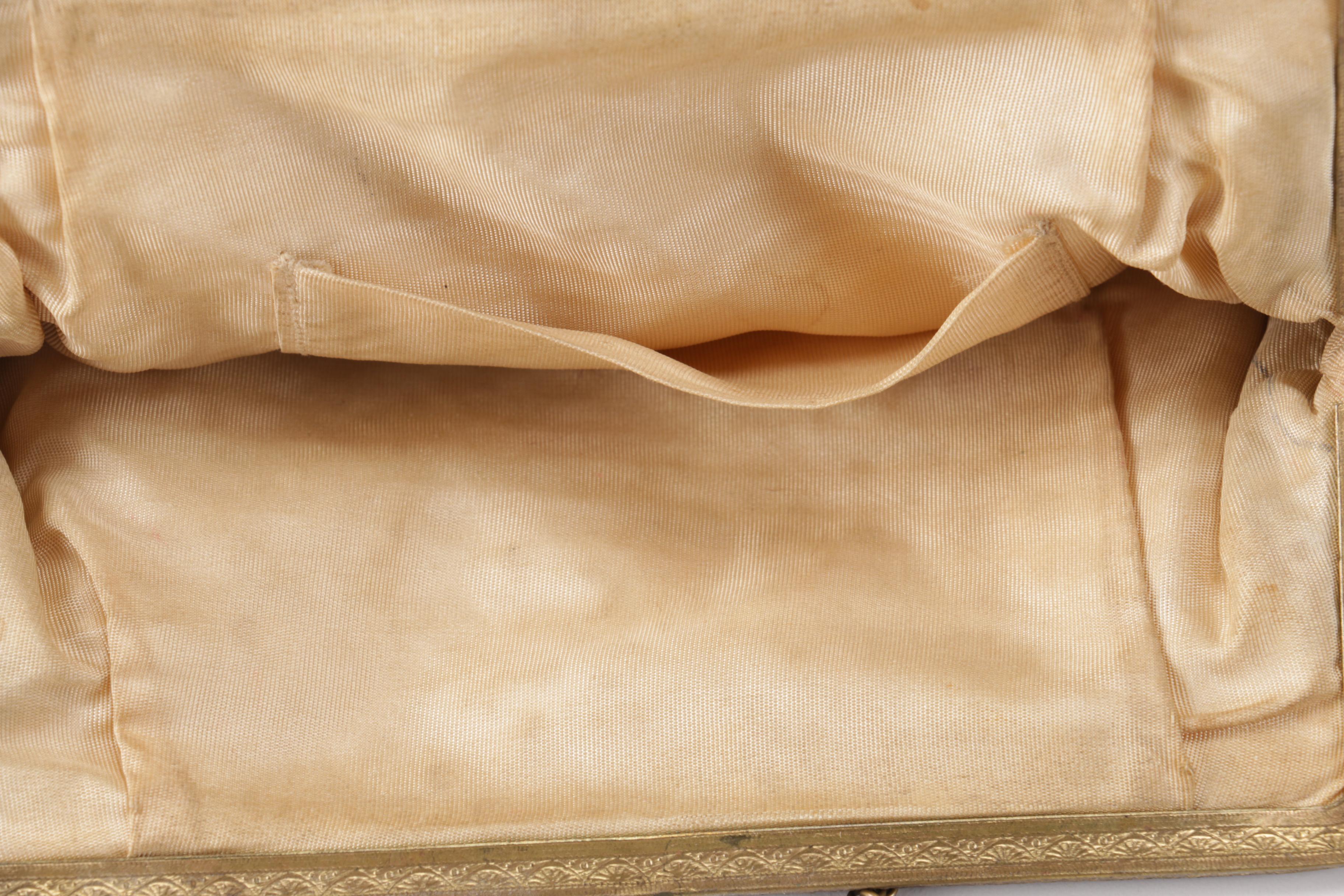 Assorted Vintage Cloth Handbags