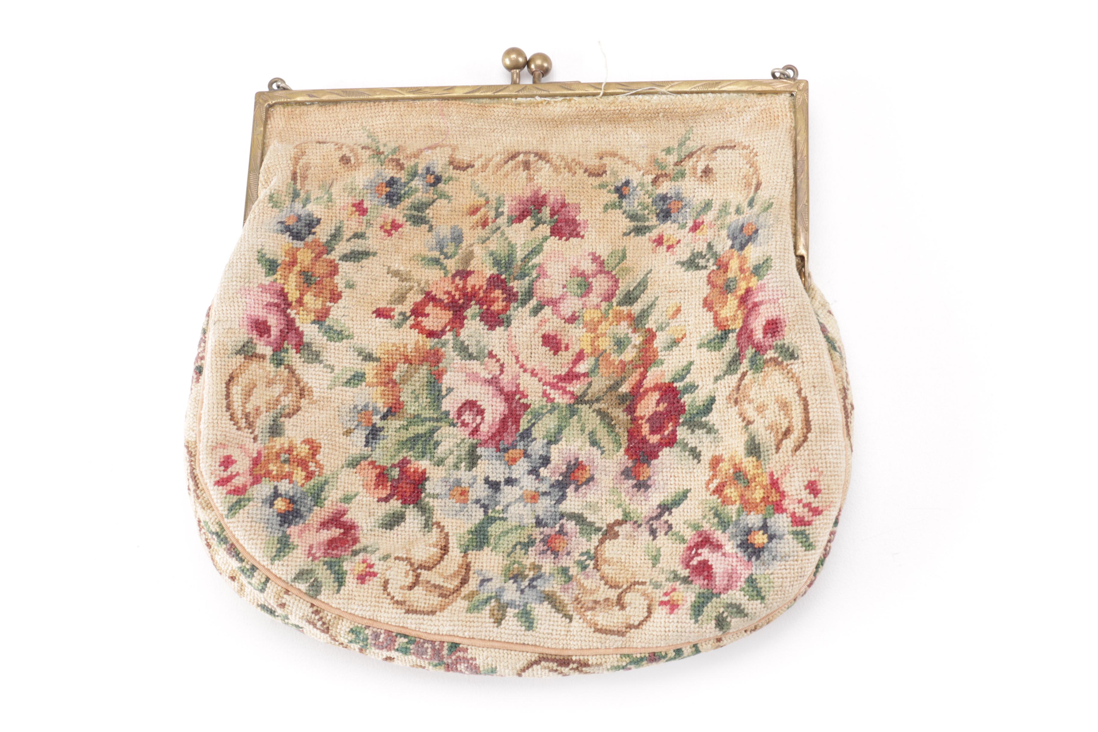 Assorted Vintage Cloth Handbags