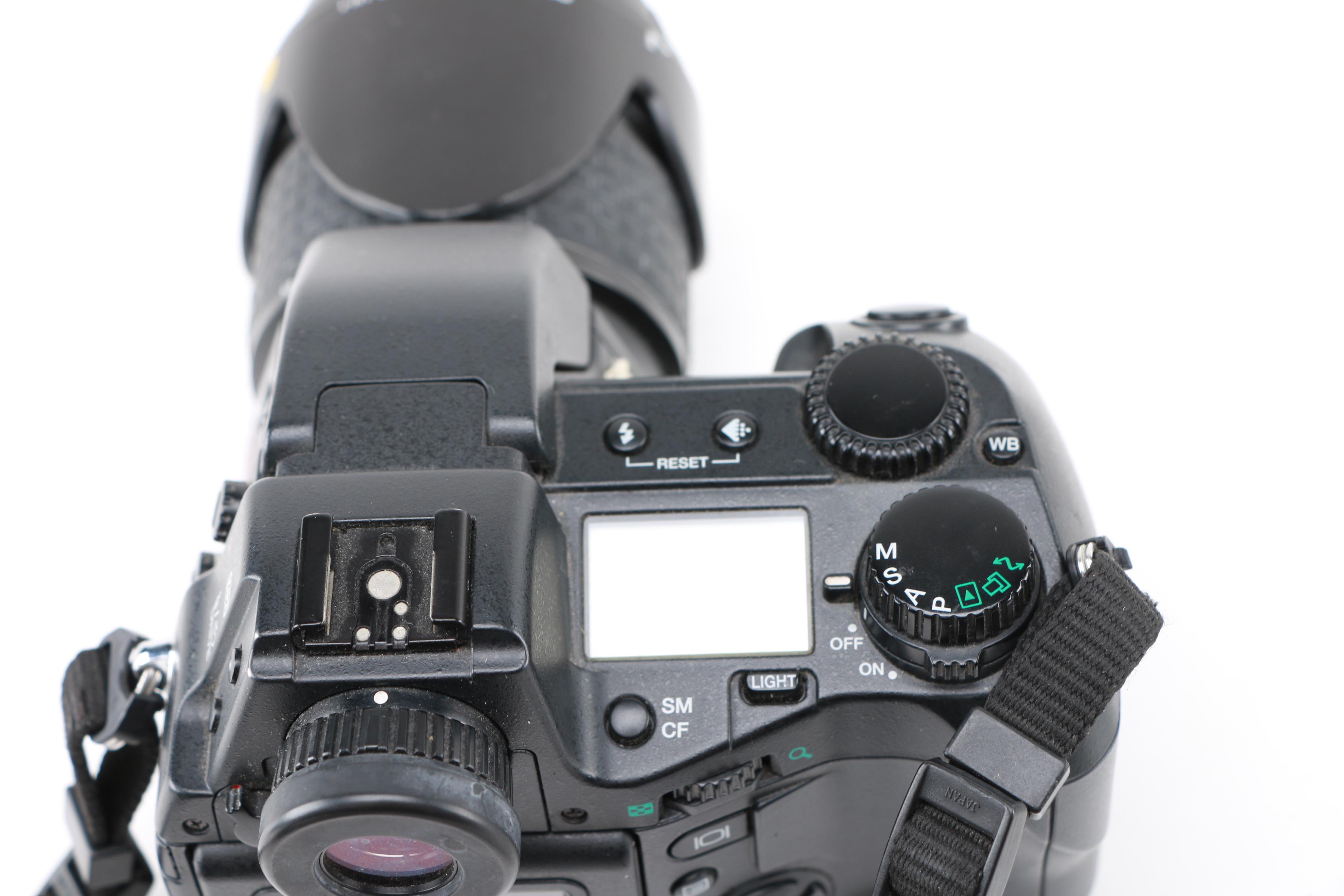 Olympus Camedia E-10