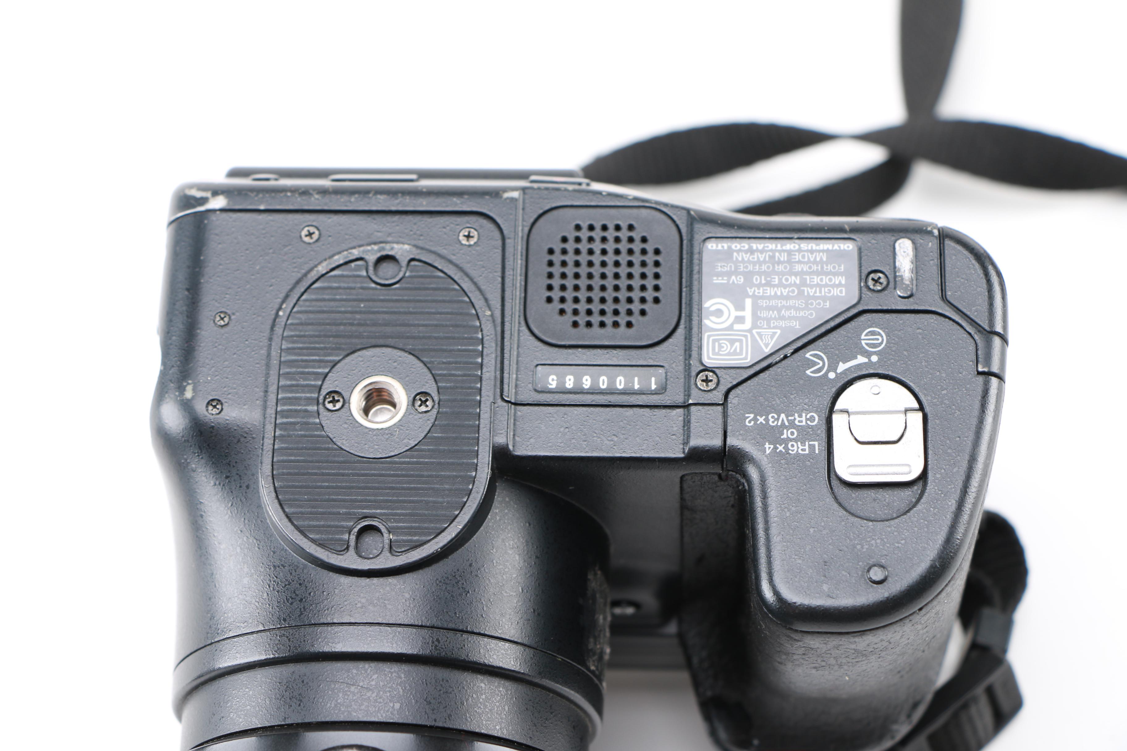 Olympus Camedia E-10