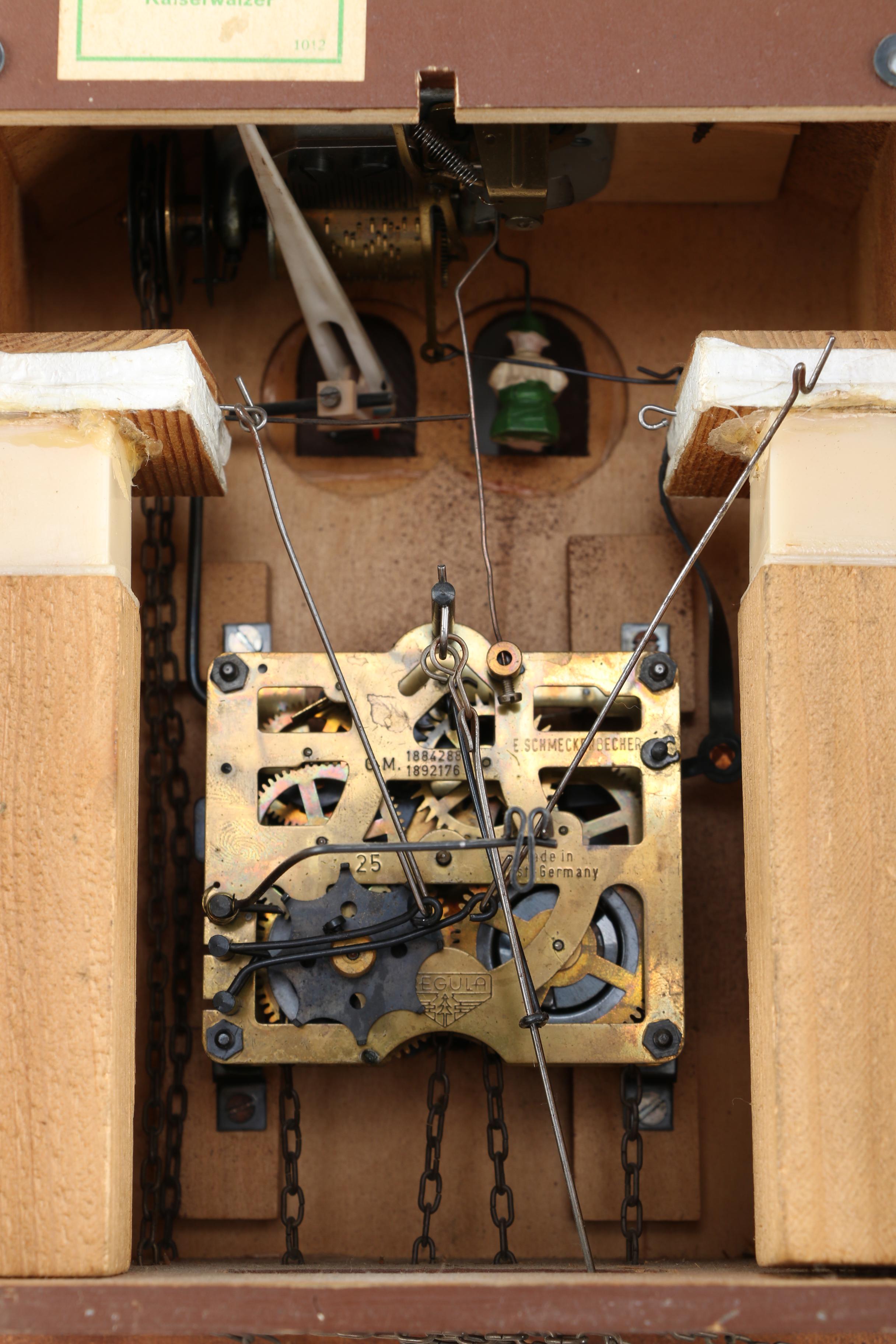 Kaiserwalzer Cuckoo Clock