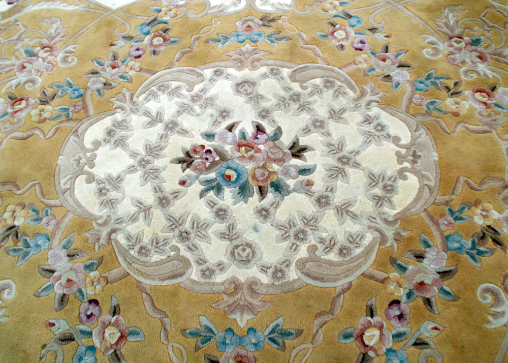 Tufted Carved Floral Wool Area Rug
