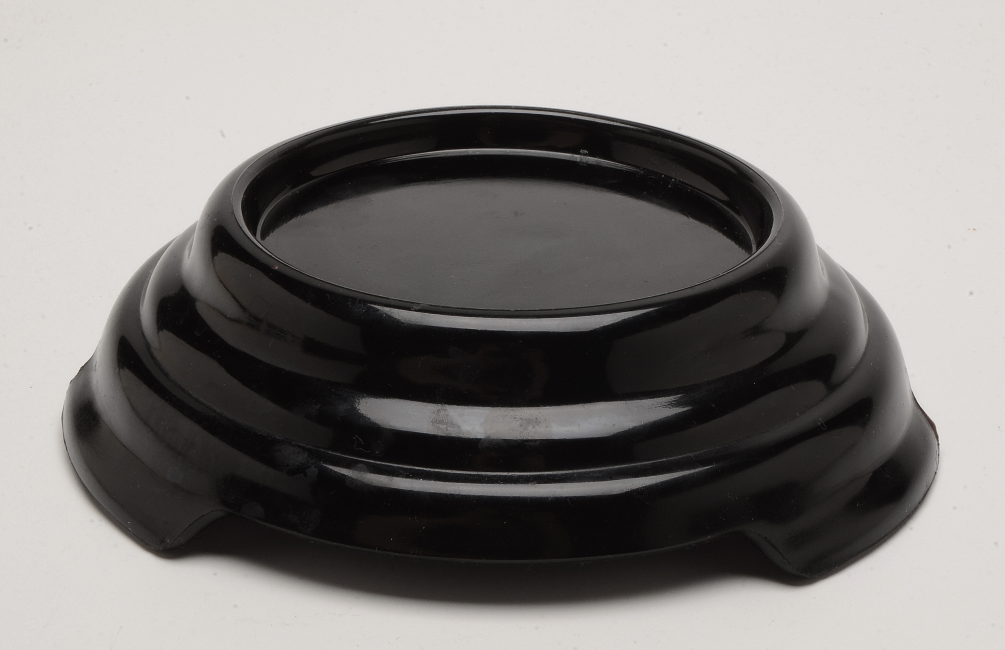 Group of Round Black Finish Bases