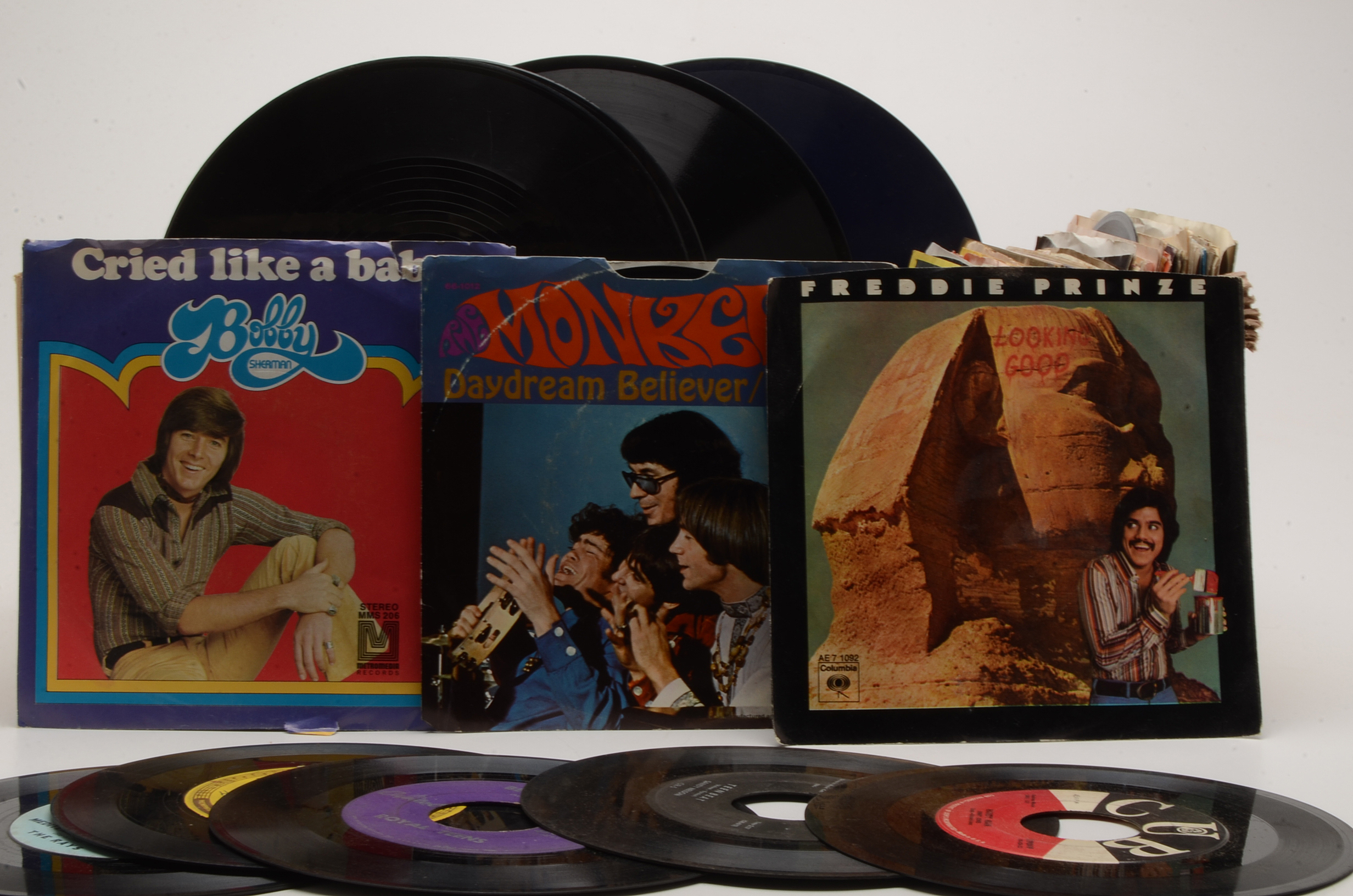 Over 100 Singles Incl. James Brown on King and Johnny Cash on Sun