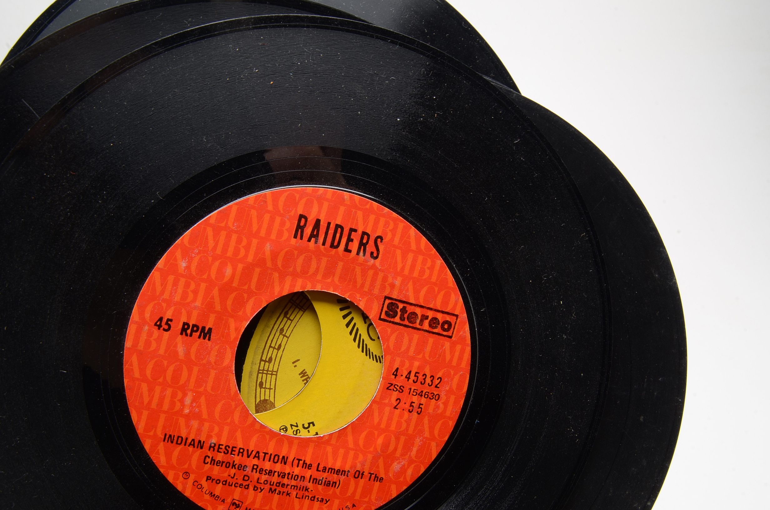 Over 100 Singles Incl. James Brown on King and Johnny Cash on Sun