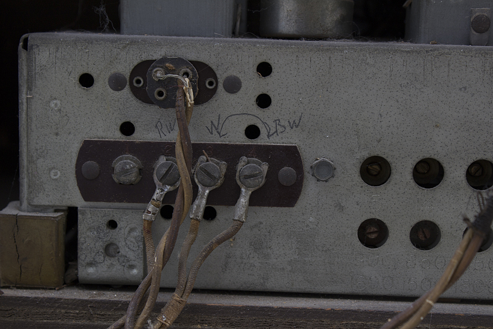 1941 Philco Model 42-390 Tube Radio