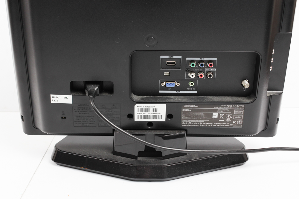 Magnavox Flat Screen Television/DVD Player and DVD Collection