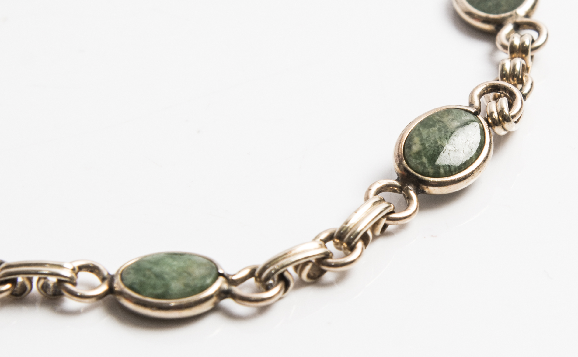 10K Yellow Gold Nephrite Bracelet