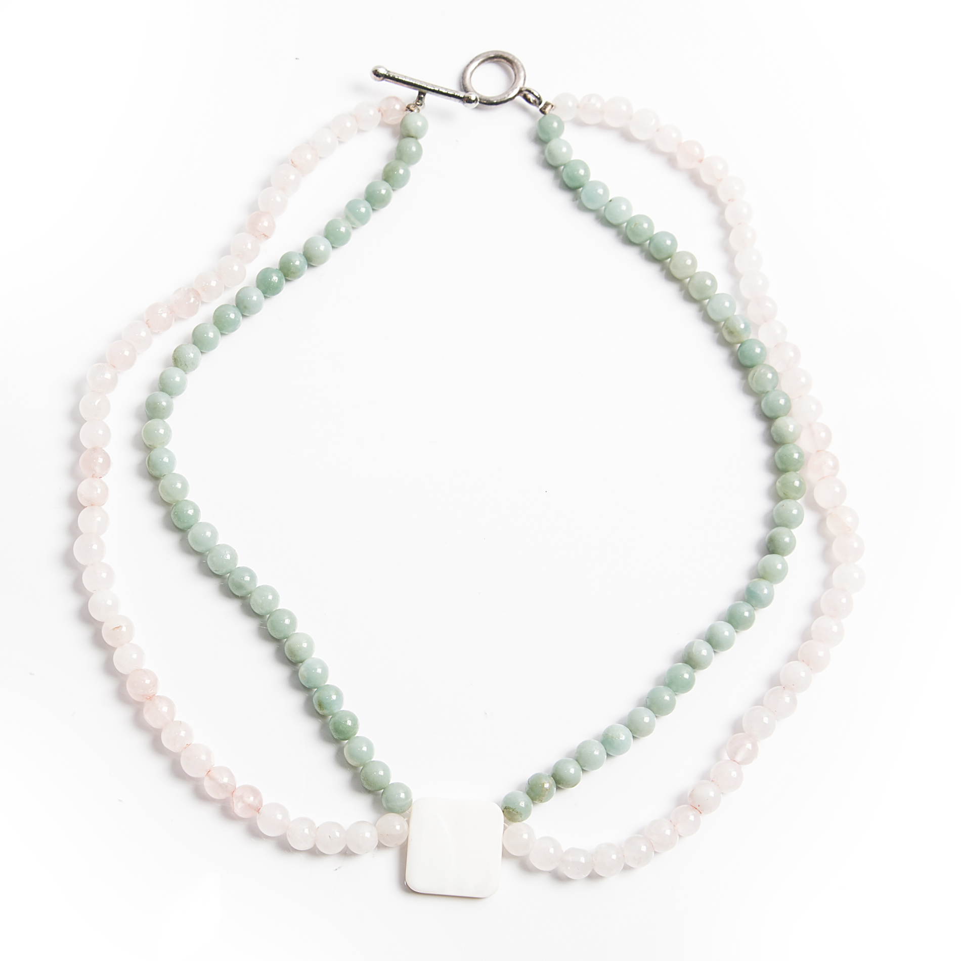 Rose and Green Quartz Beaded Necklace with Shell Pendant