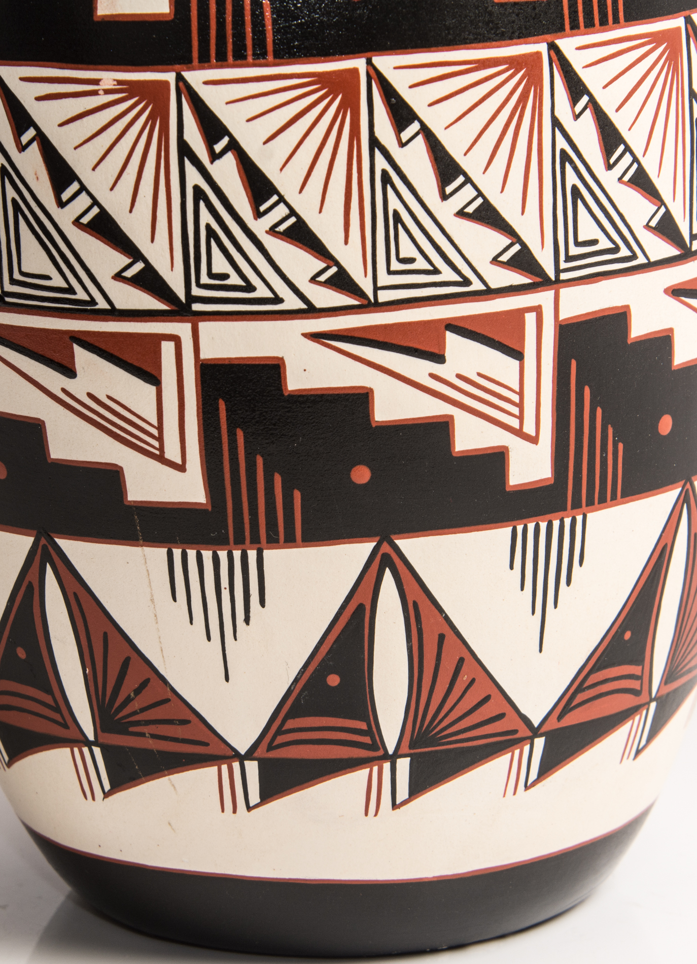 L. Vandever Navajo Vase