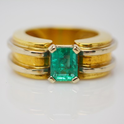 18K Yellow and White Gold 1.32 CTS Emerald Ring