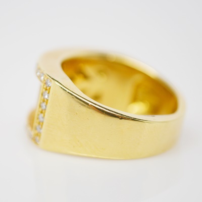 18K Yellow Gold Wire and Diamond Ring