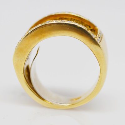 18K Yellow Gold Wire and Diamond Ring