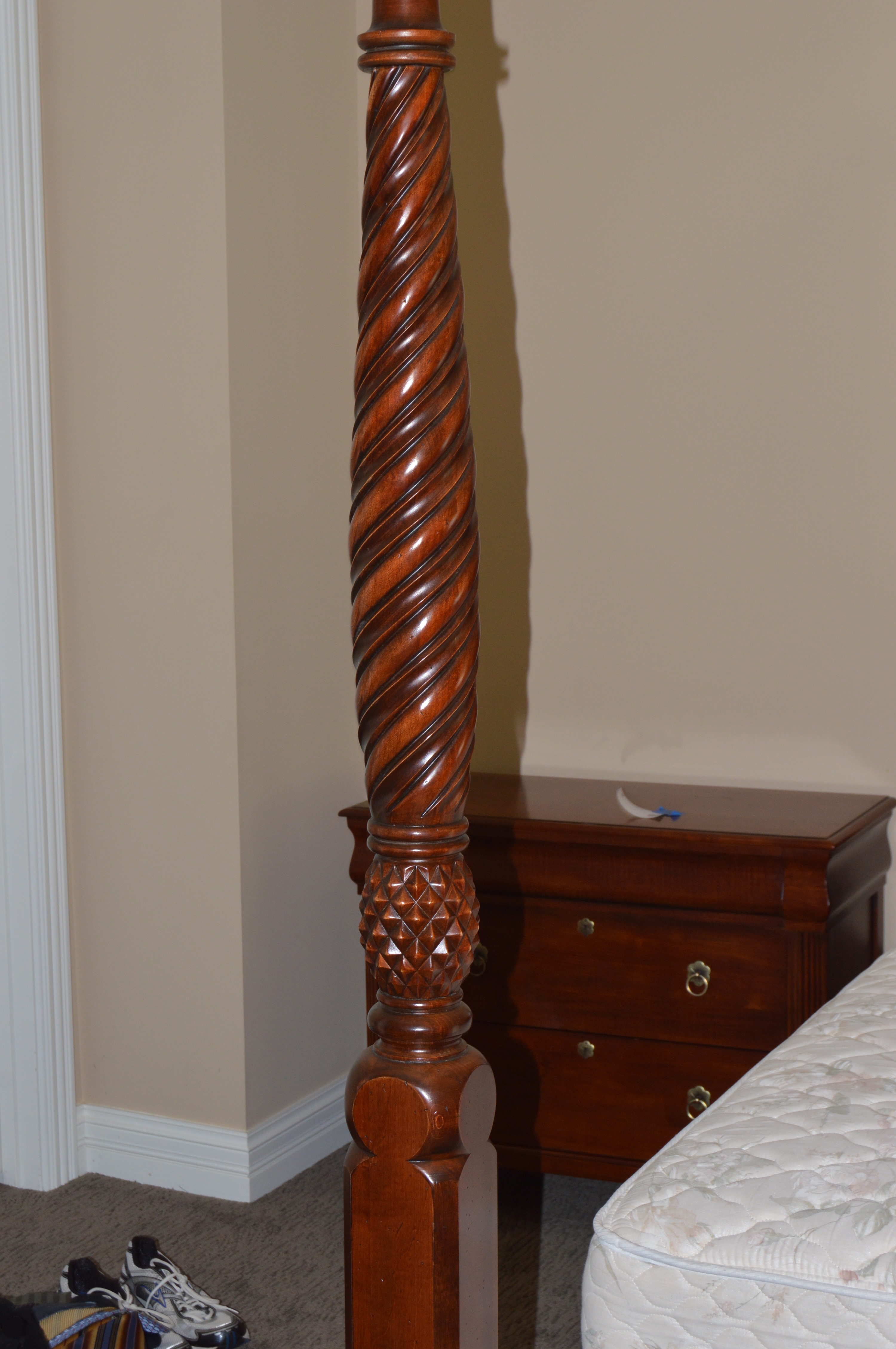 "Montego" King Size Canopy Bed Frame and Mattress by Ethan Allen