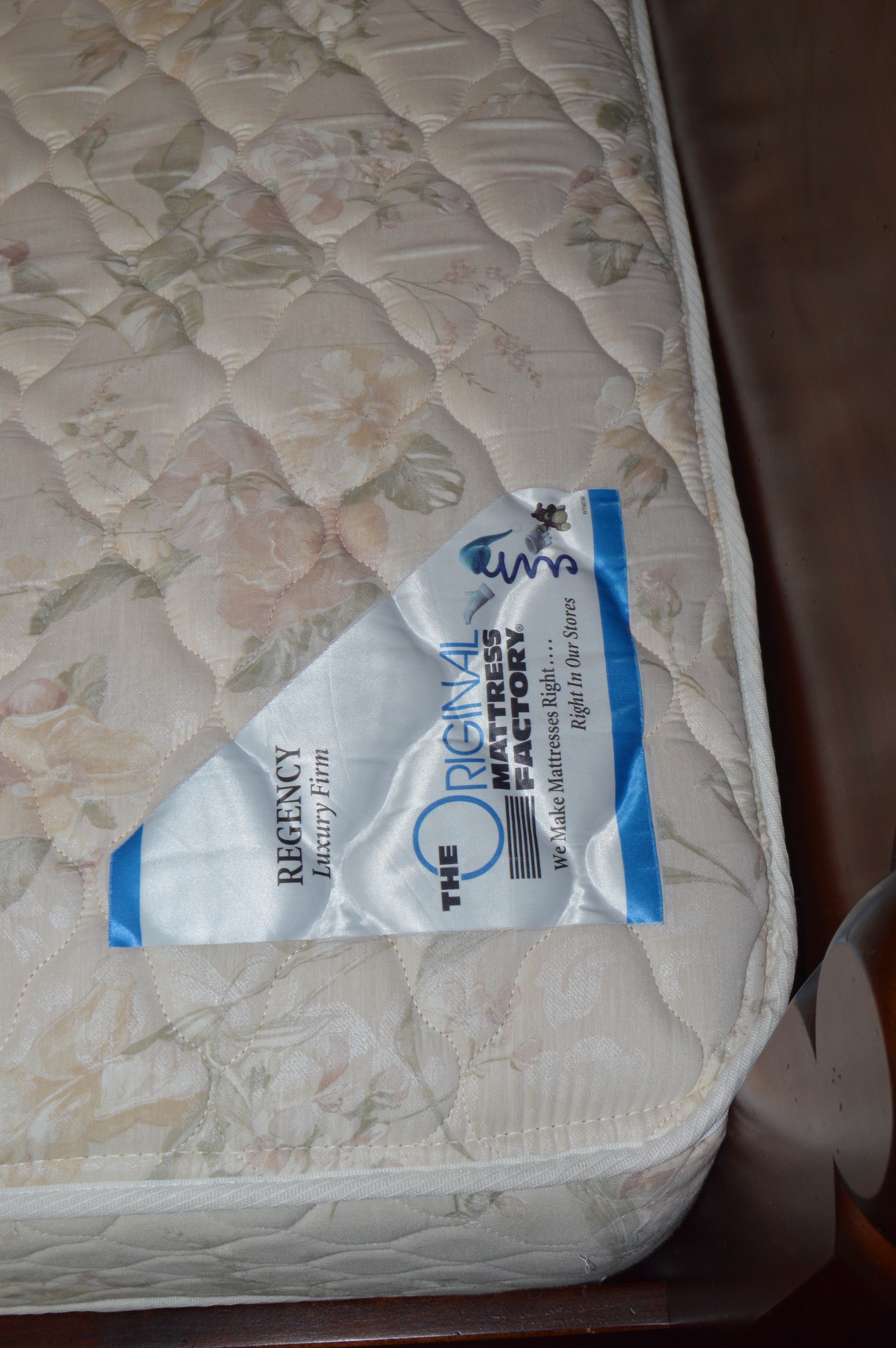 "Montego" King Size Canopy Bed Frame and Mattress by Ethan Allen