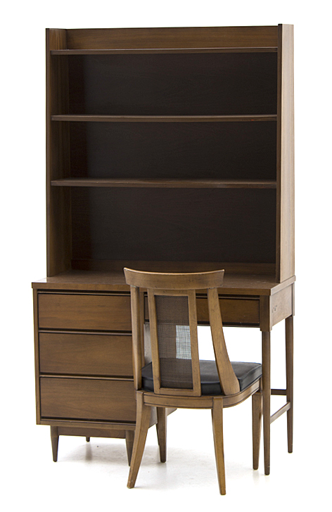 Mid Century Modern "PaceMaker" Desk by Broyhill With Chair