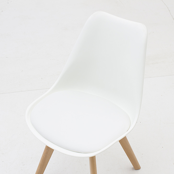 Set of Wade Logan "Dakota" Side Chairs