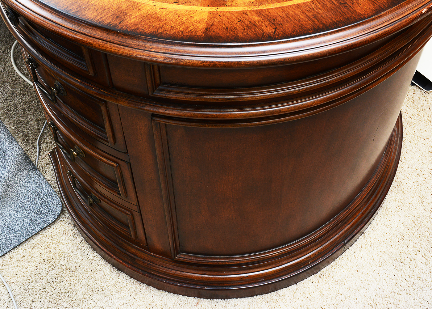 Hooker Kidney-Shaped Executive Desk and Baird Presidential Chair