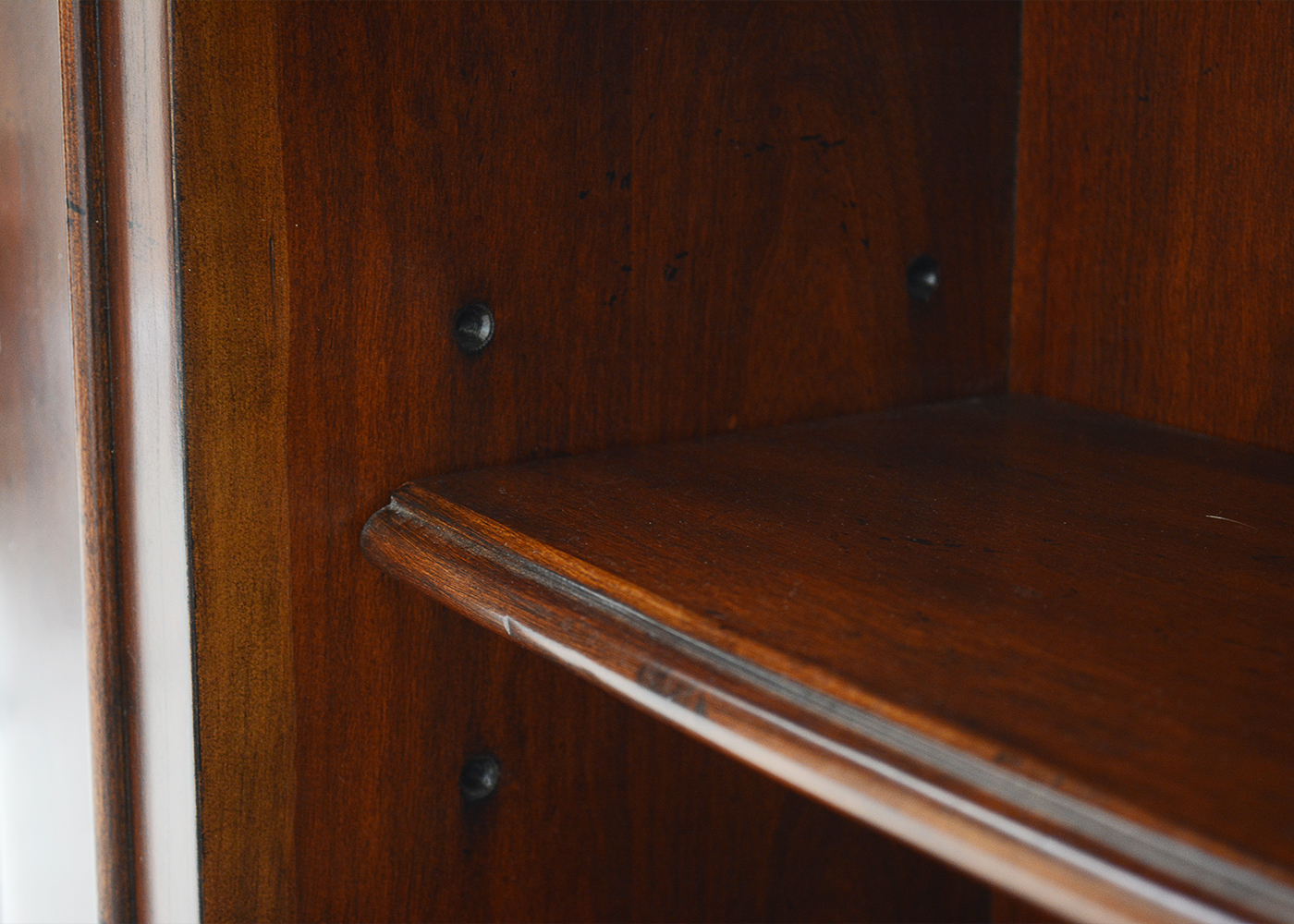 Hooker Kidney-Shaped Executive Desk and Baird Presidential Chair