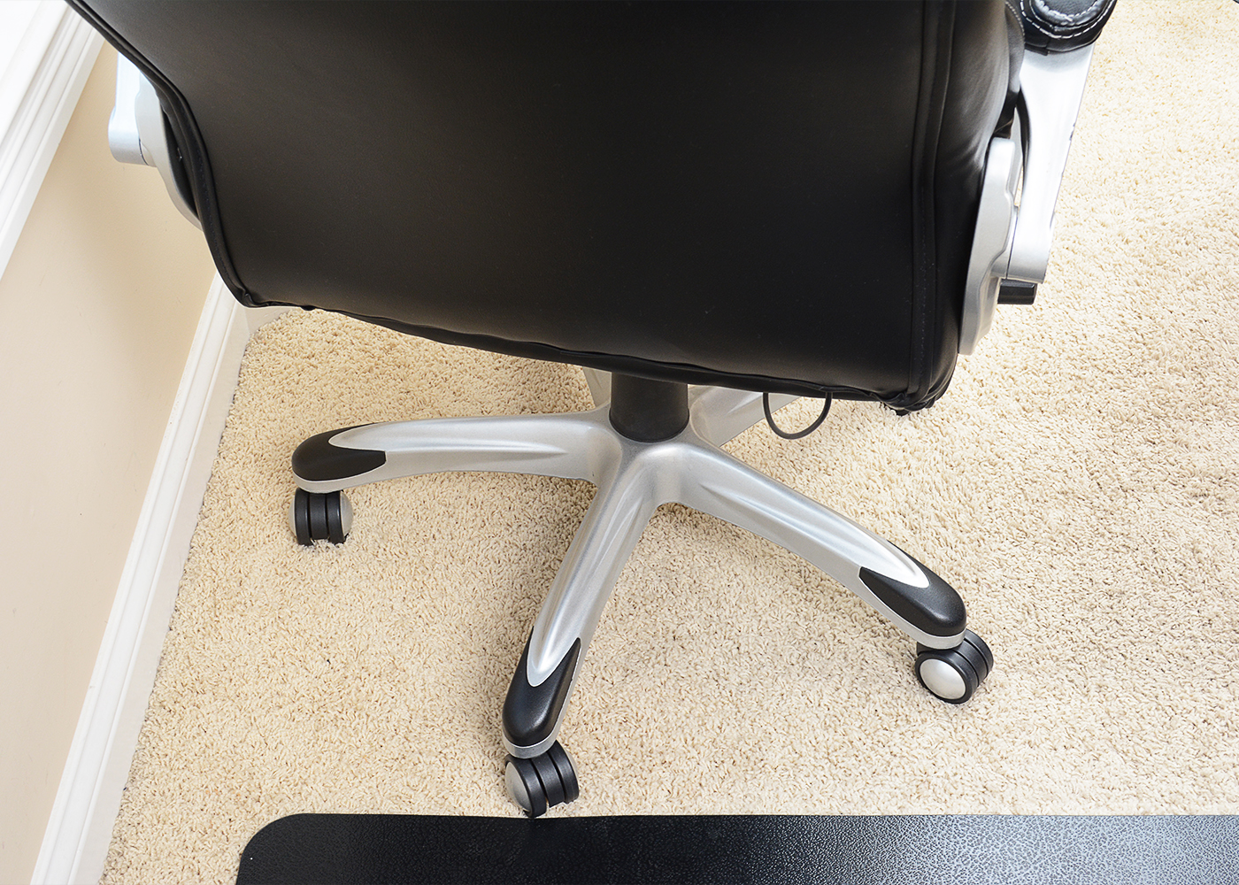Hooker Kidney-Shaped Executive Desk and Baird Presidential Chair