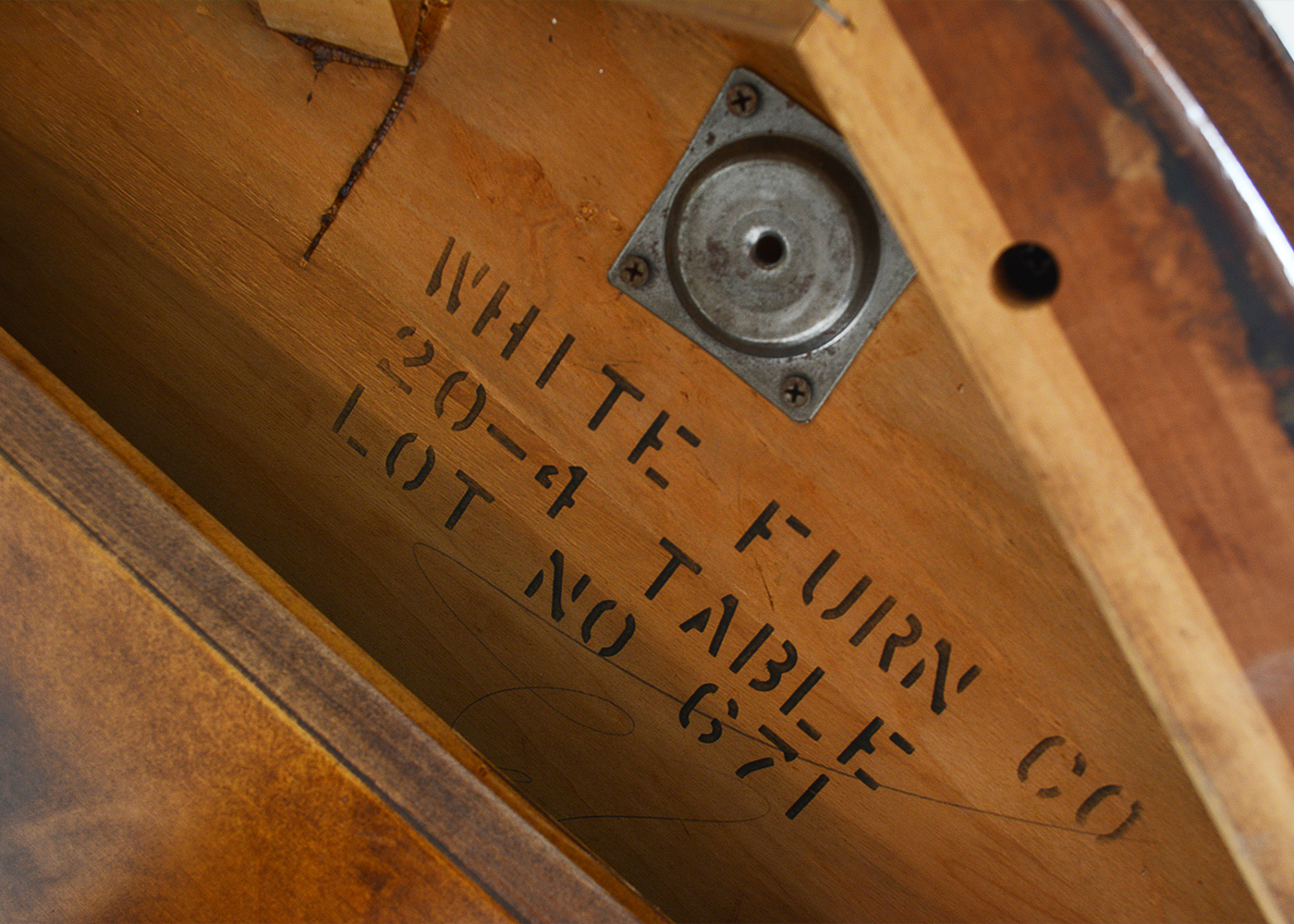 "White Furniture Company" Wood Pedestal Table