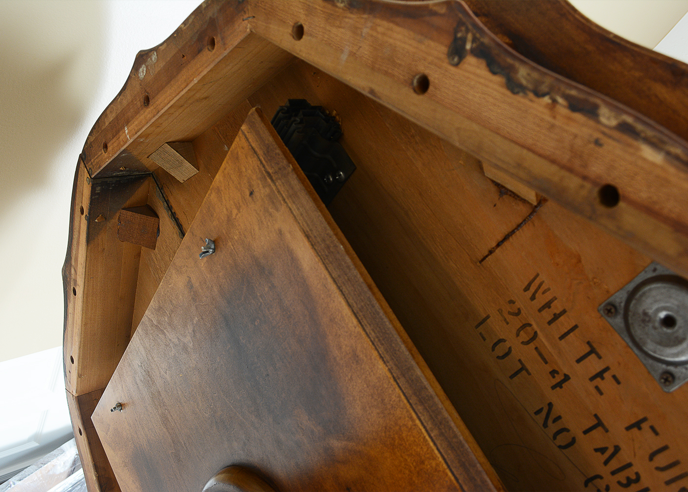 "White Furniture Company" Wood Pedestal Table