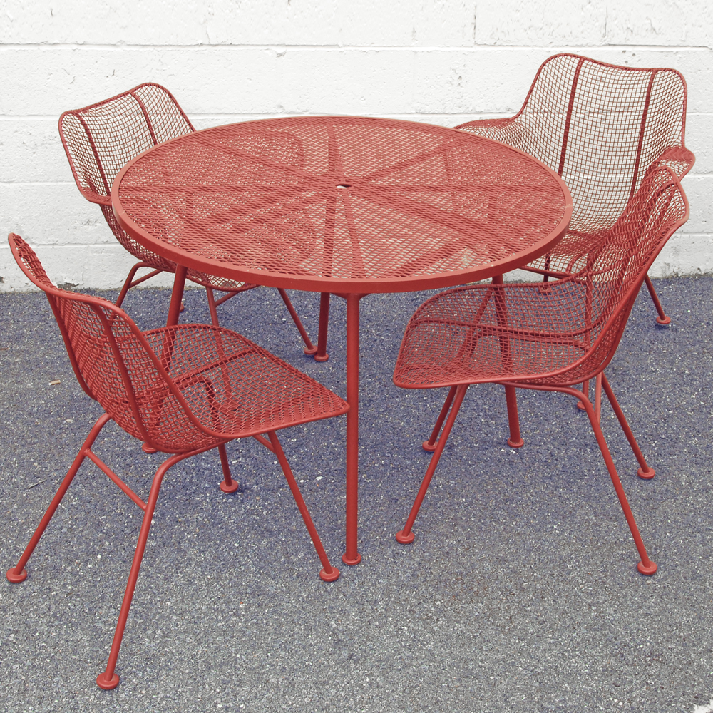 Mid Century Modern Russel Woodard "Sculptura" Chairs With Table