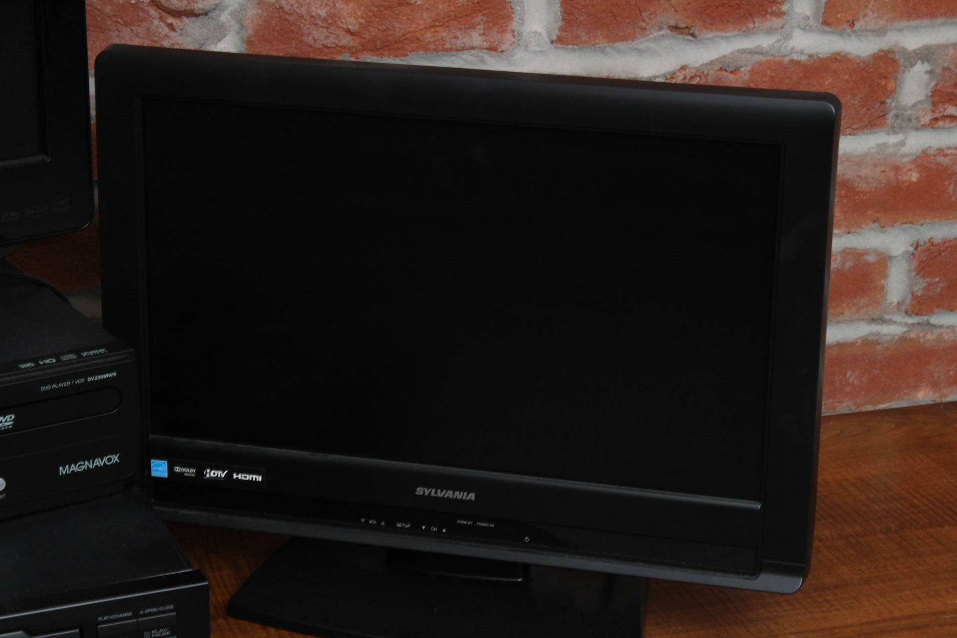 Flat Screen Televisions, VCR/DVD Player and Other A/V Accessories