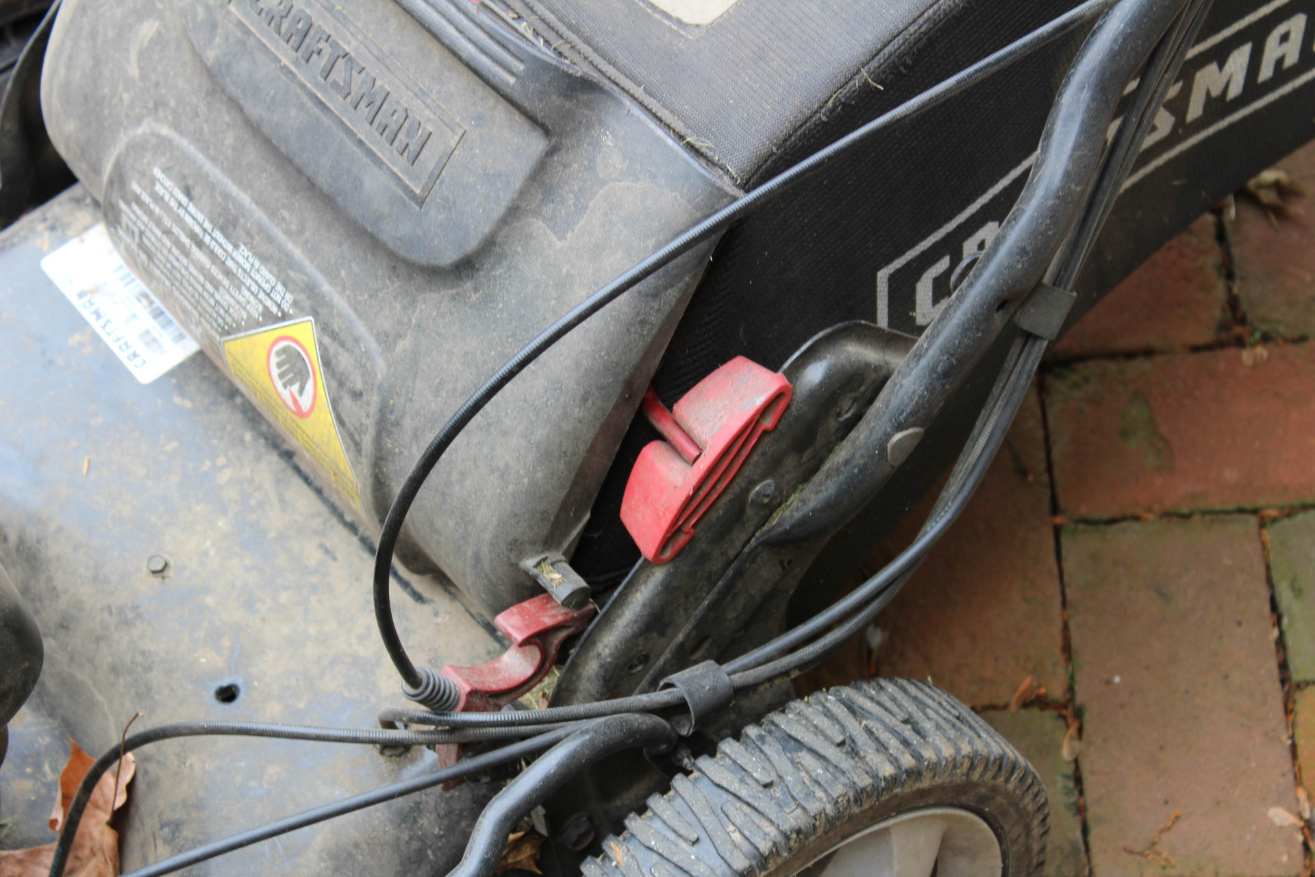 Craftsman GCV 190 Self-Propelled Lawn Mower