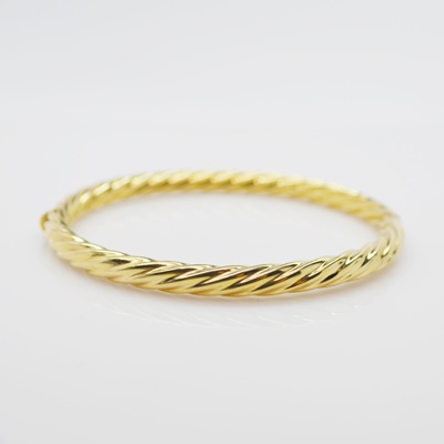 14K Yellow Gold Bangle