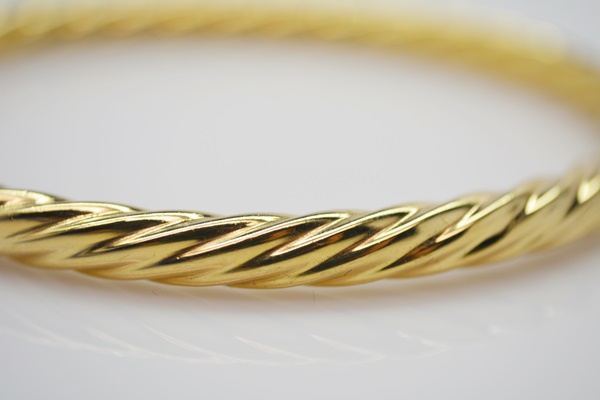 14K Yellow Gold Bangle