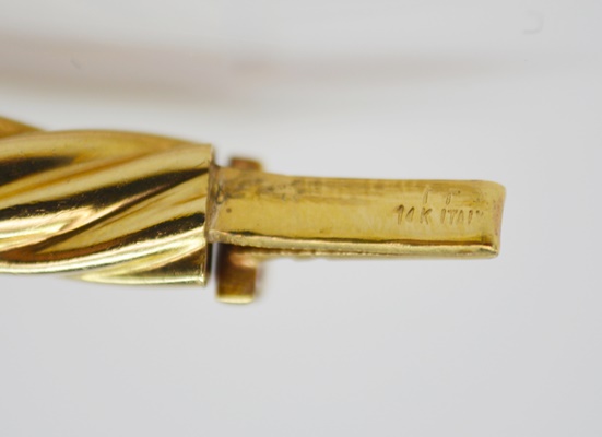 14K Yellow Gold Bangle