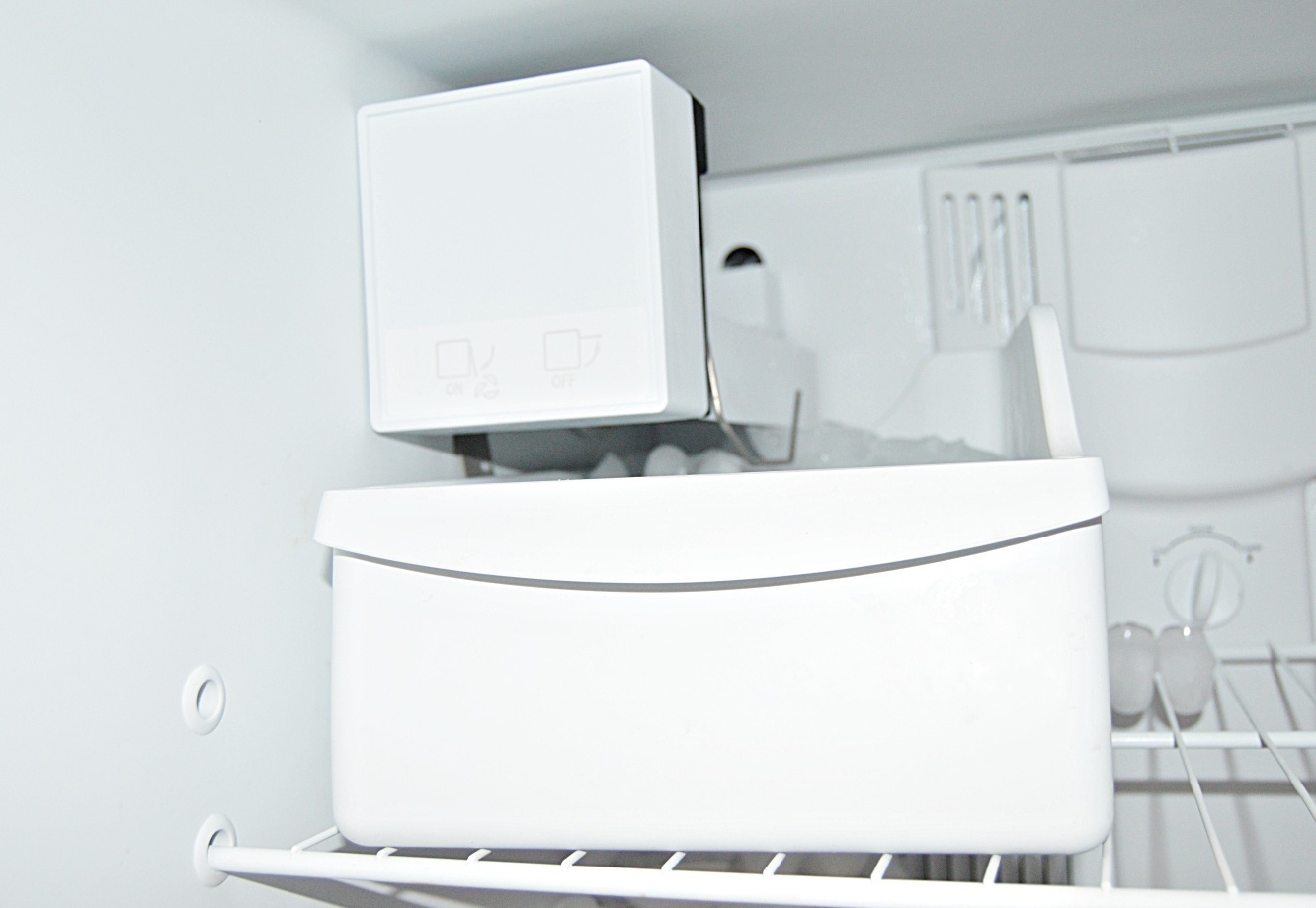 Frigidaire Refrigerator-Freezer